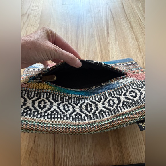 Catori Boho Tablet / iPad Case with Zipper Pocket - Picture 4 of 6